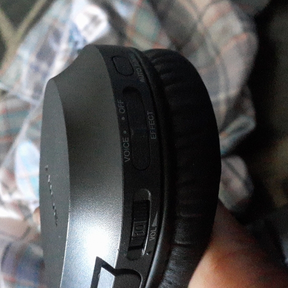 Sony WH- RF400R Wireless Home Theater Headphones - Picture 6 of 7